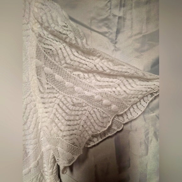 Rabbit Rabbit Rabbit Ivory Lace Knee Length To Midi Dress - Picture 6 of 8